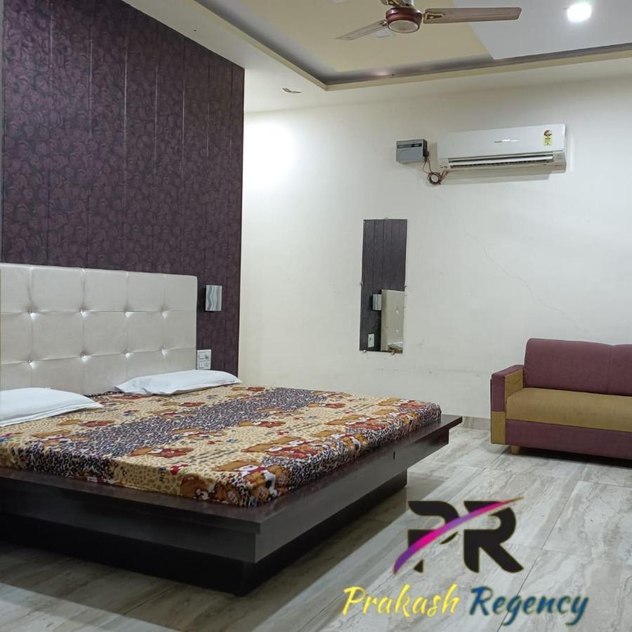 Hotel Prakash Regency Hapur Bagian luar foto