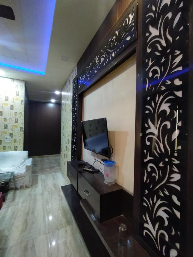 Hotel Prakash Regency Hapur Bagian luar foto