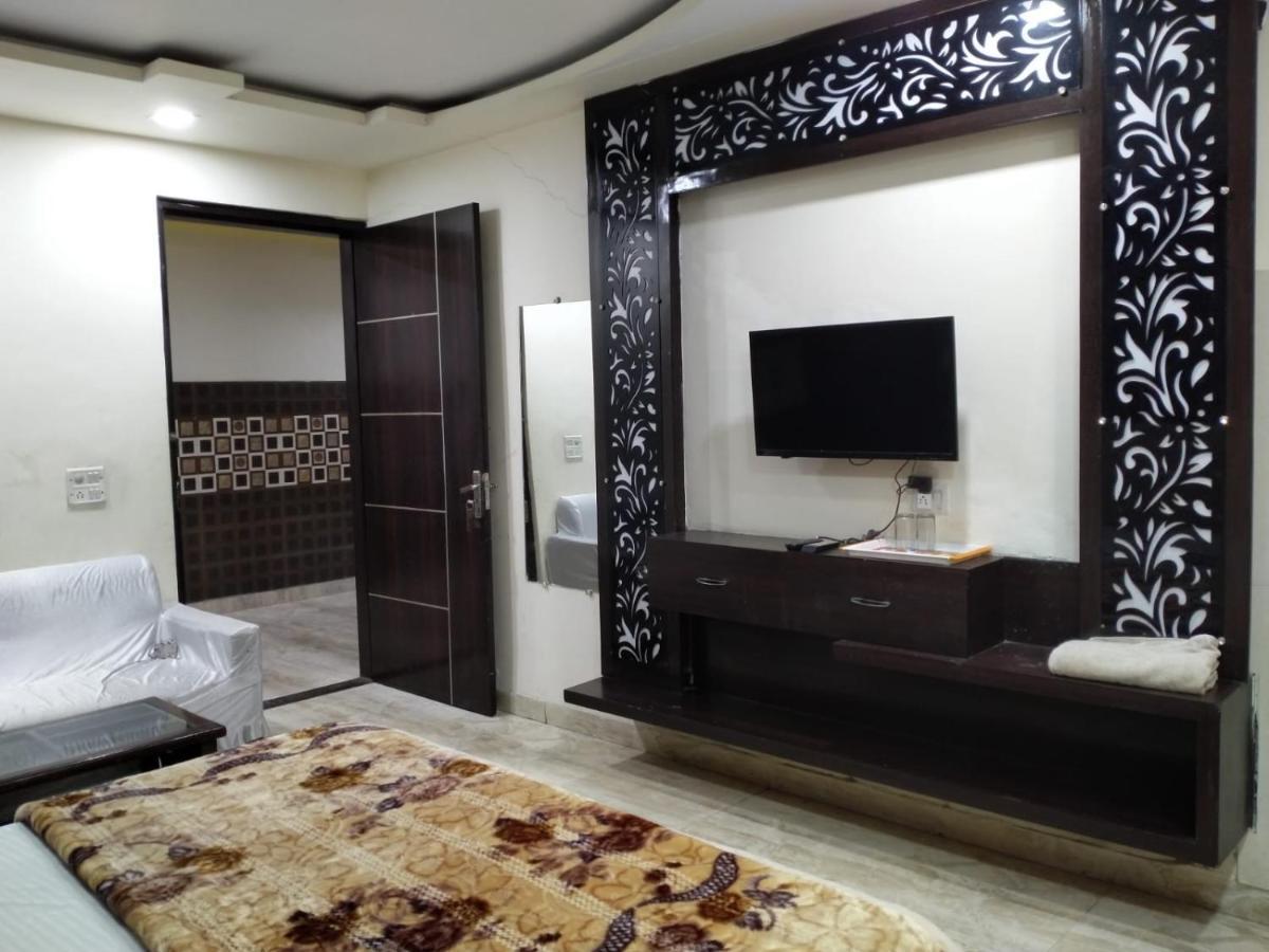 Hotel Prakash Regency Hapur Bagian luar foto