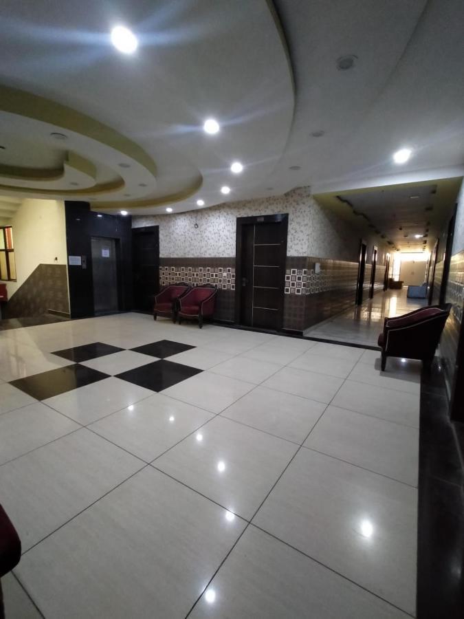 Hotel Prakash Regency Hapur Bagian luar foto