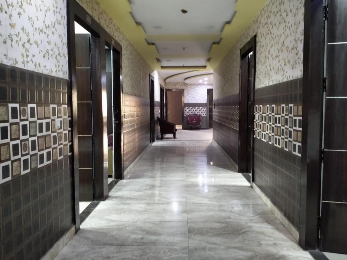 Hotel Prakash Regency Hapur Bagian luar foto